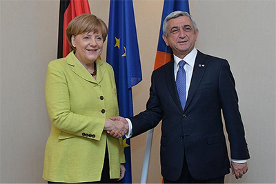 g-Angela-Merkel-Serzh-Sargsyan-696x464