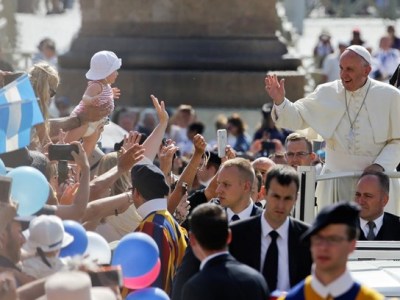 pope thans armenia