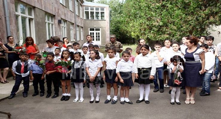 Armenia-children-school