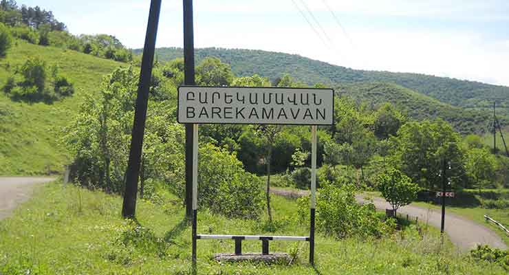 Azerbaijan shells barekamavan