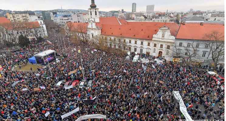 Slovakia protest largest 